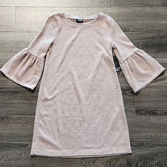 ⛅️ A.n.a bell sleeve Dress ⛅️ - Picture 1 of 3
